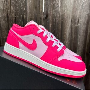 Nike air Jordan 1 hot pink size 6.5y